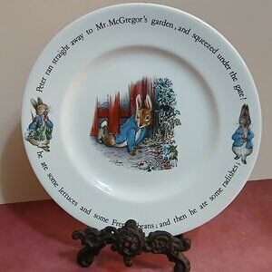 Beatrix Potter's "Under the Garden Gate" Wedgwood Child's Plate-England